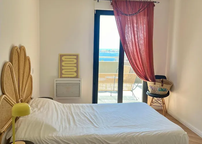 T2 Vue * Ajaccio (Corsica)